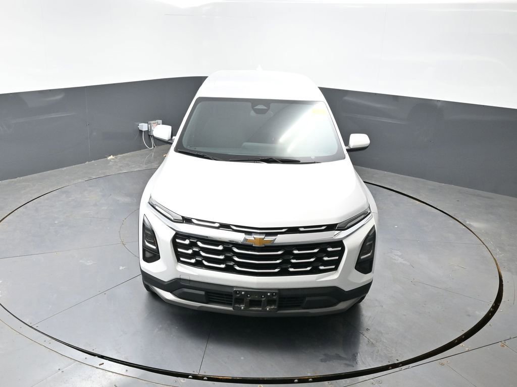 Used 2025 Chevrolet Equinox LT AWD/4WD image 18