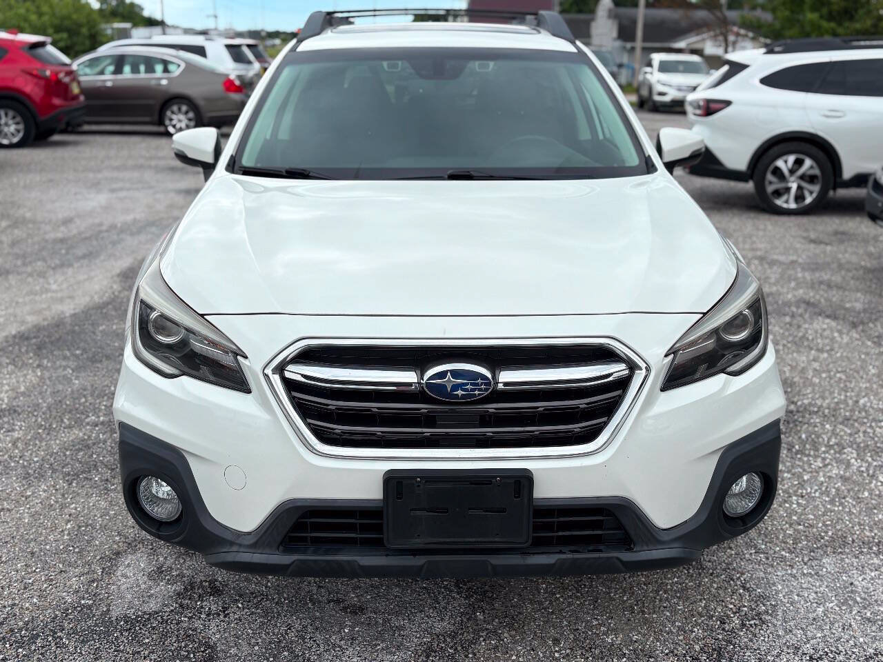 Used 2019 Subaru Outback 2.5i Limited AWD/4WD image 2