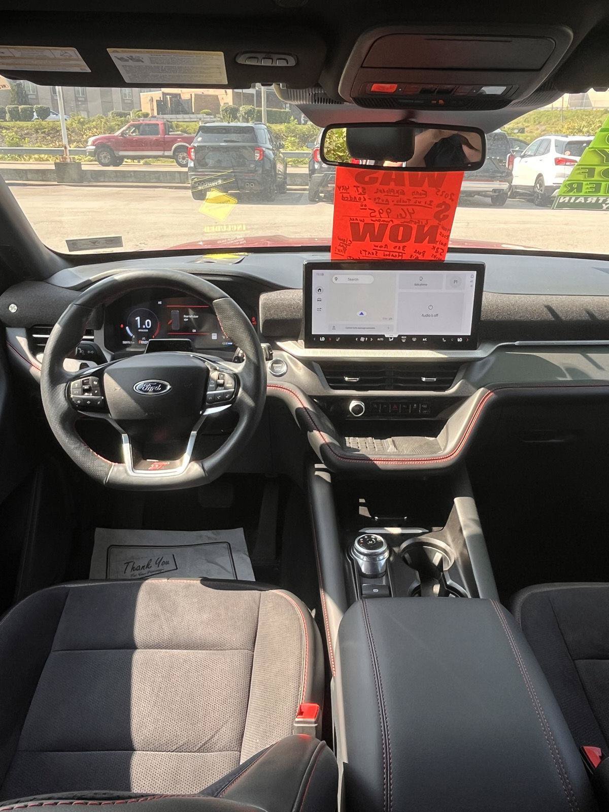 Used 2025 Ford Explorer ST AWD/4WD image 27