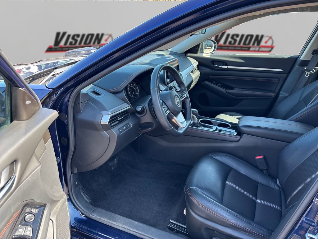 Used 2023 Nissan Altima 2.5 SR image 9