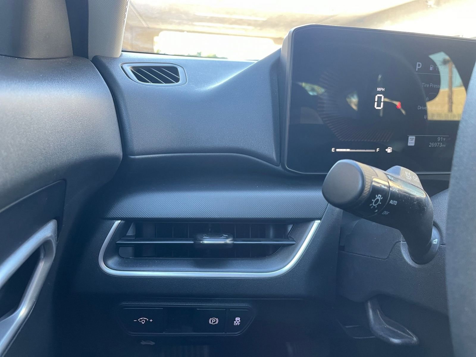 Used 2025 Kia K4 LXS image 36