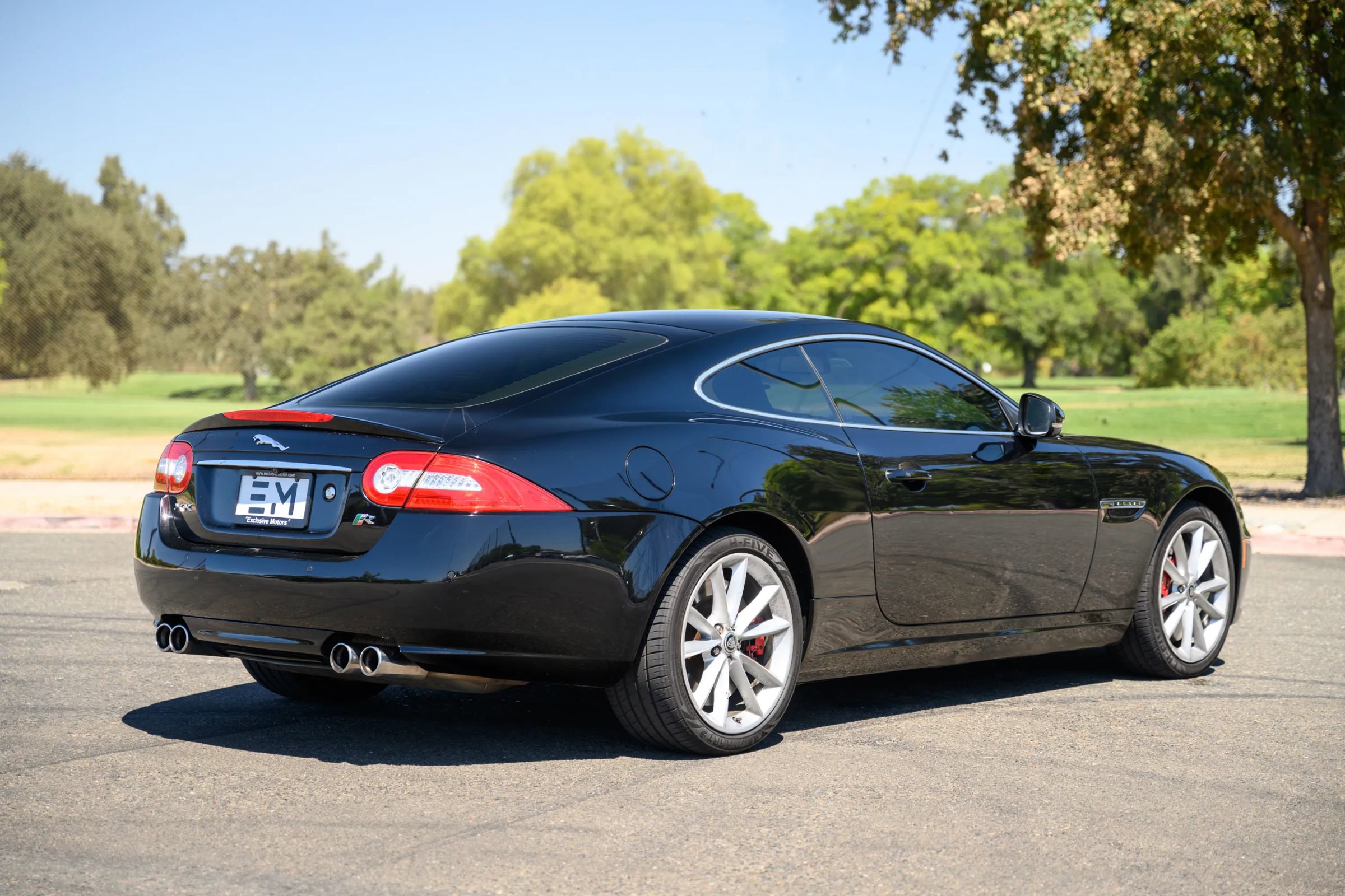 Used 2012 Jaguar XKR R RWD image 6
