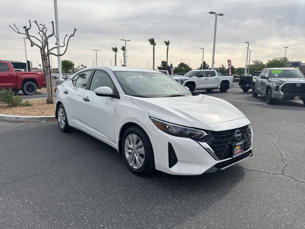 Used 2025 Nissan Sentra S image 4