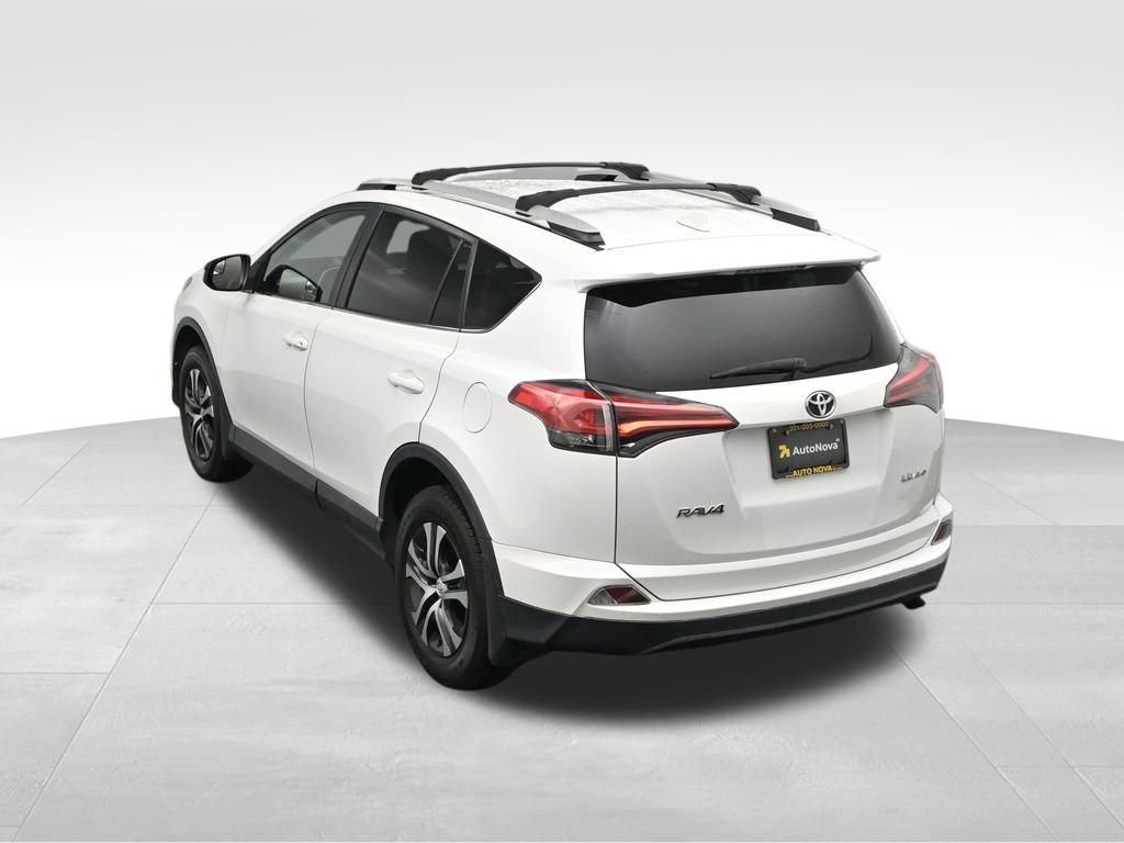 Used 2016 Toyota RAV4 LE image 42