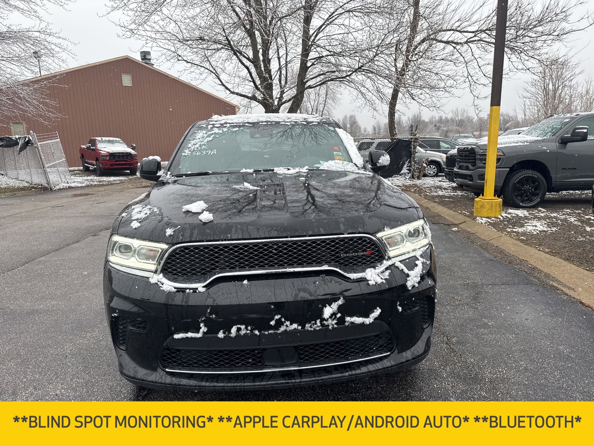 Used 2023 Dodge Durango SXT Launch Edition image 2