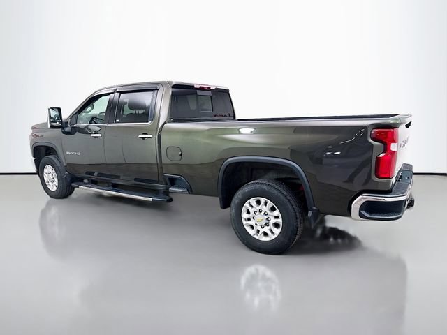 Used 2023 Chevrolet Silverado 3500 LTZ w/ LTZ Convenience Package image 6