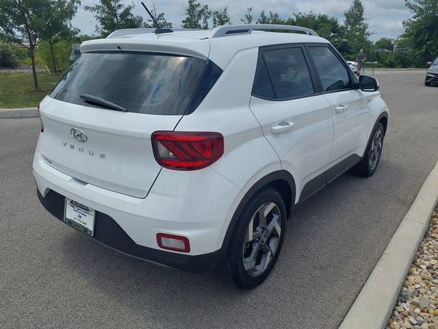 Certified 2025 Hyundai Venue SEL FWD image 6