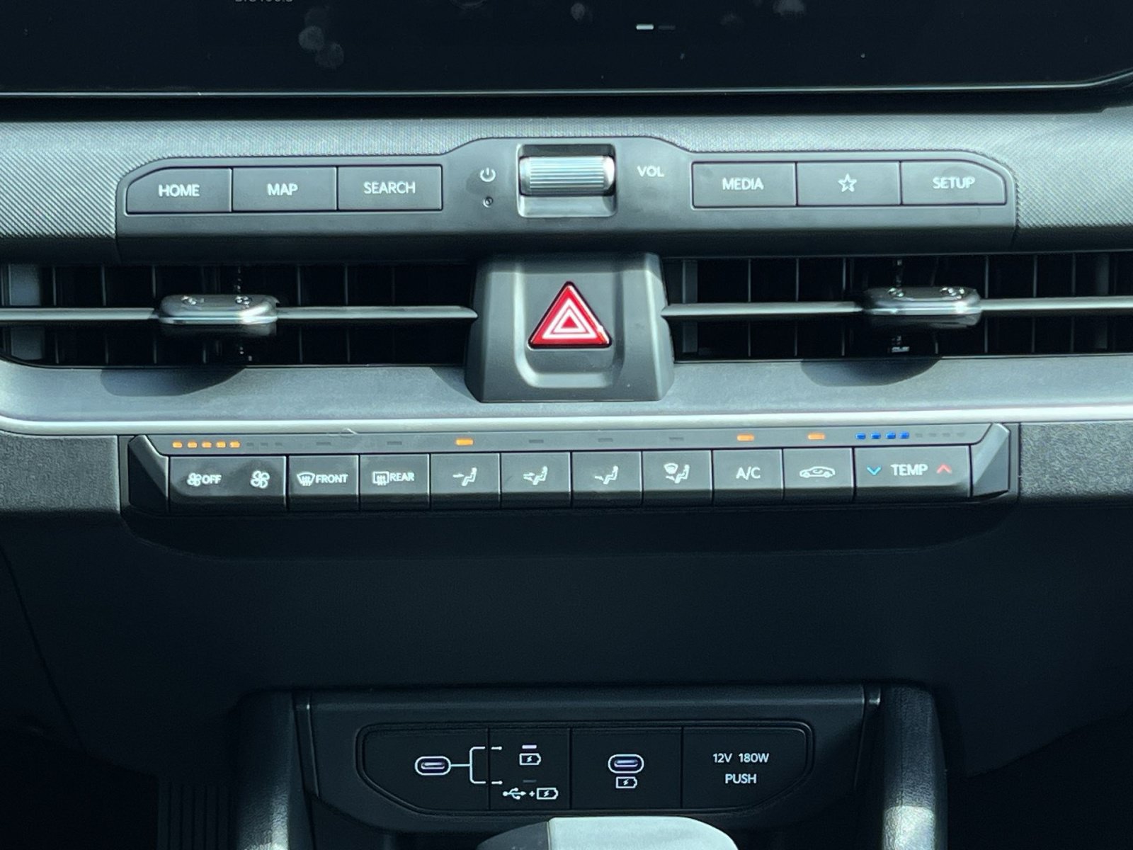 New 2026 Kia K4 FWD image 27