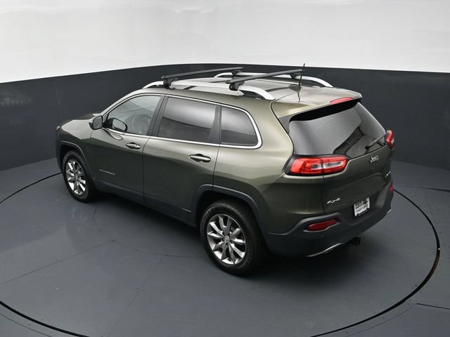 Used 2018 Jeep Cherokee Limited AWD/4WD image 16