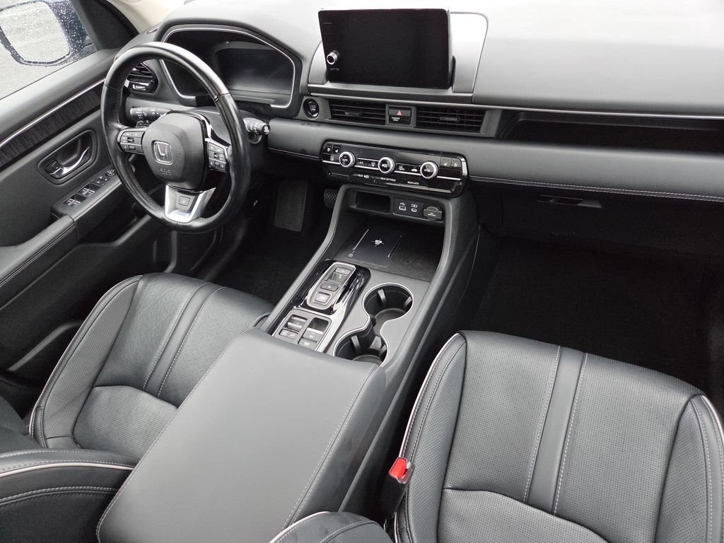 Used 2023 Honda Pilot Elite image 35