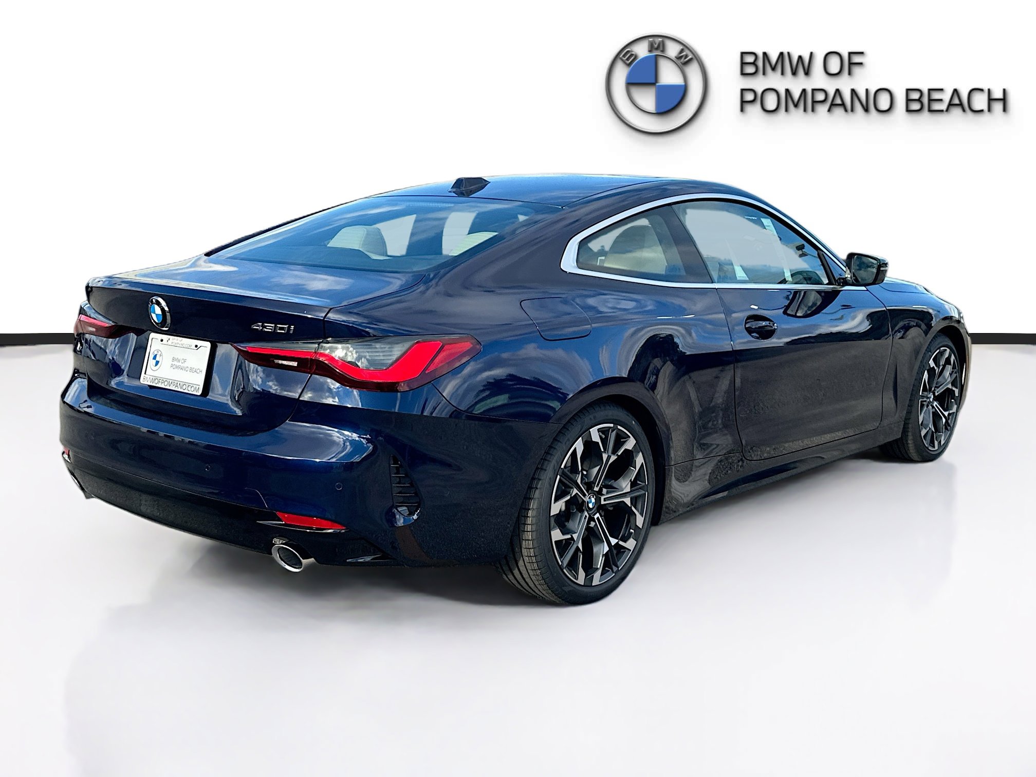 New 2026 BMW 430i Coupe w/ Premium Package image 6