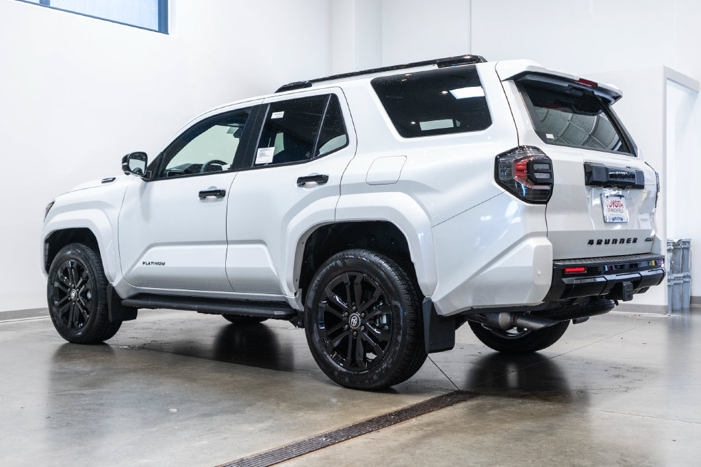 New 2026 Toyota 4Runner Platinum AWD/4WD image 7