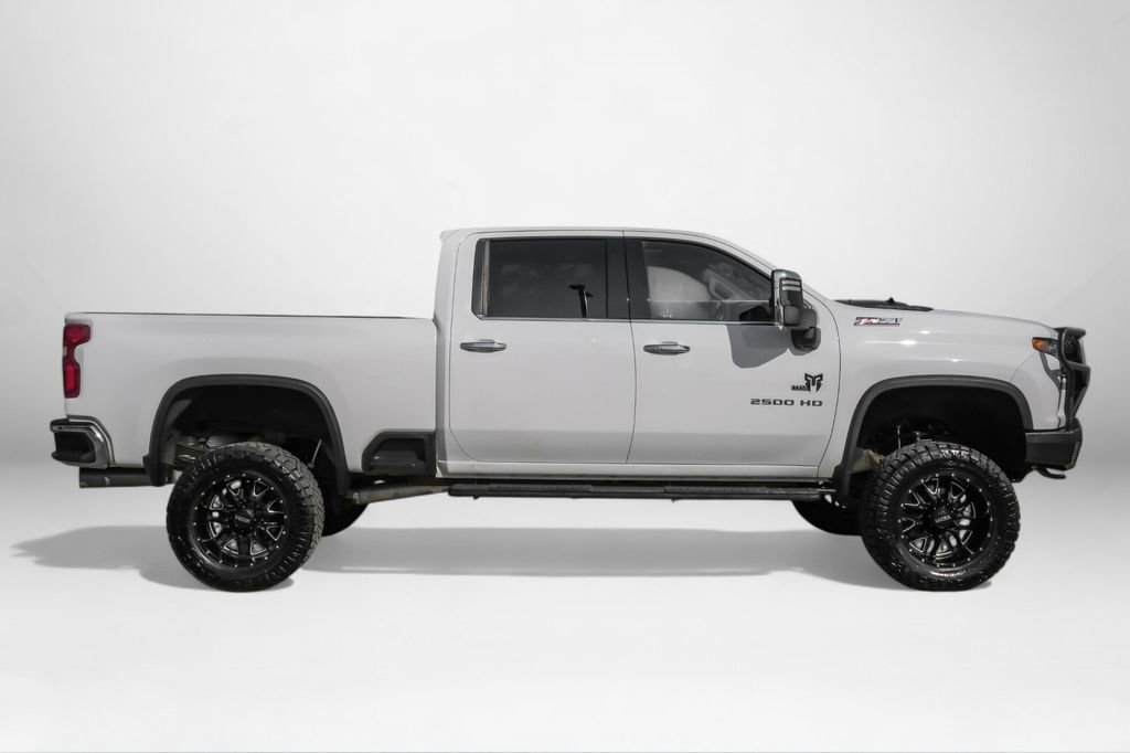 Used 2020 Chevrolet Silverado 2500 LTZ w/ LTZ Premium Package image 5