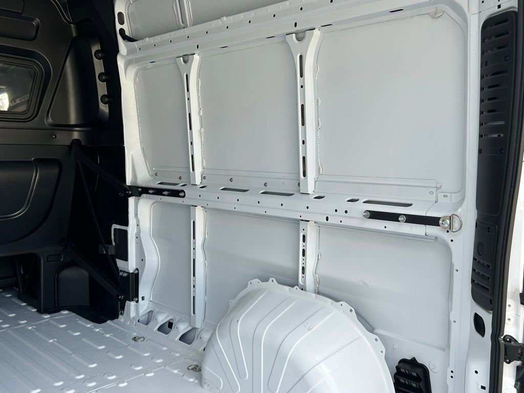 New 2025 RAM ProMaster 3500 w/ Crew Van Package image 28