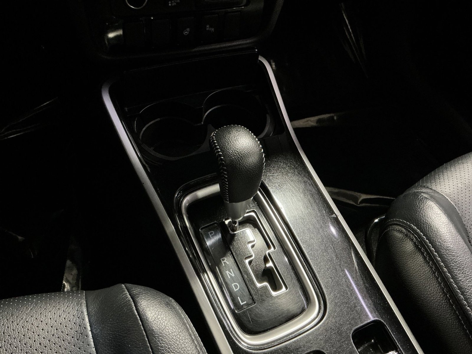 Used 2018 Mitsubishi Outlander GT AWD/4WD image 29