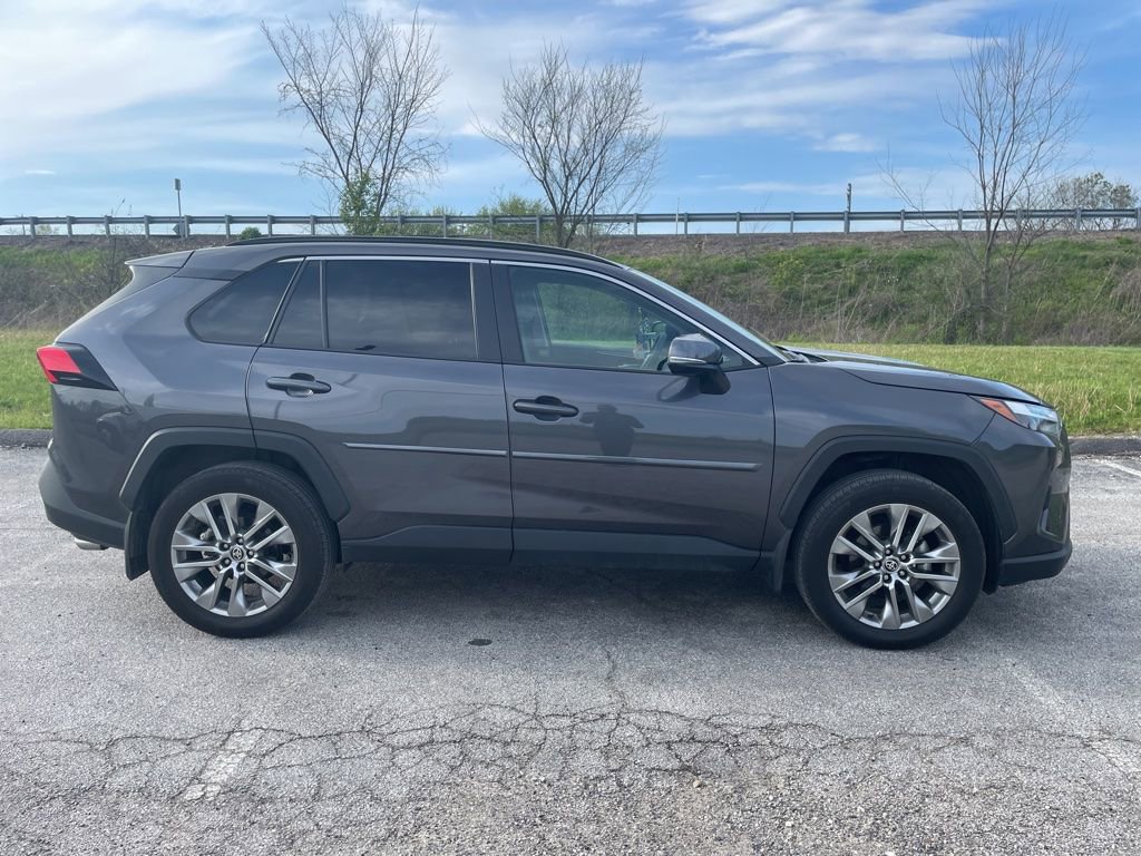 Used 2025 Toyota RAV4 XLE Premium w/ Weather Package AWD/4WD image 5