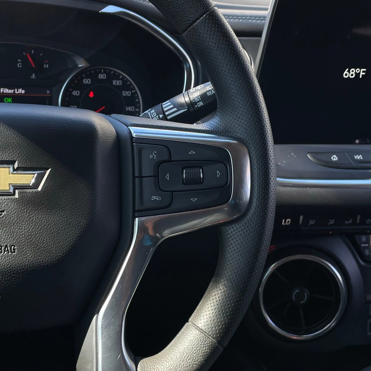 Used 2025 Chevrolet Blazer LT image 14