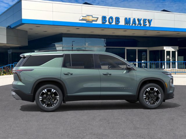 New 2027 Chevrolet Traverse LT w/ Sun and Wheel Package FWD image 5