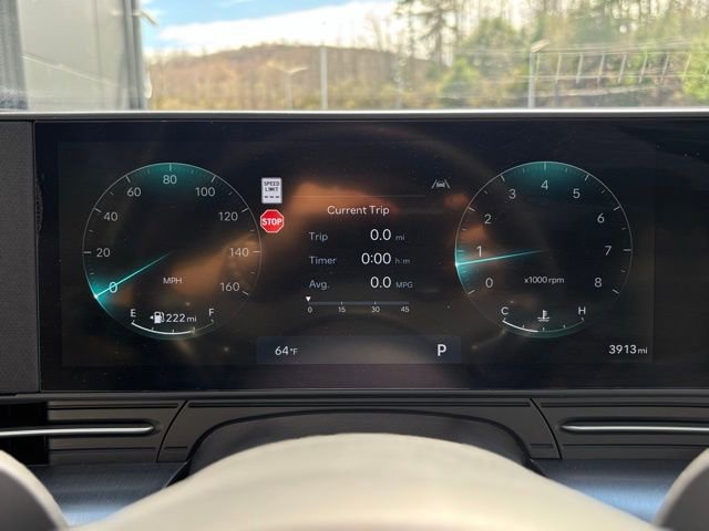 Used 2025 Hyundai Kona Limited image 29