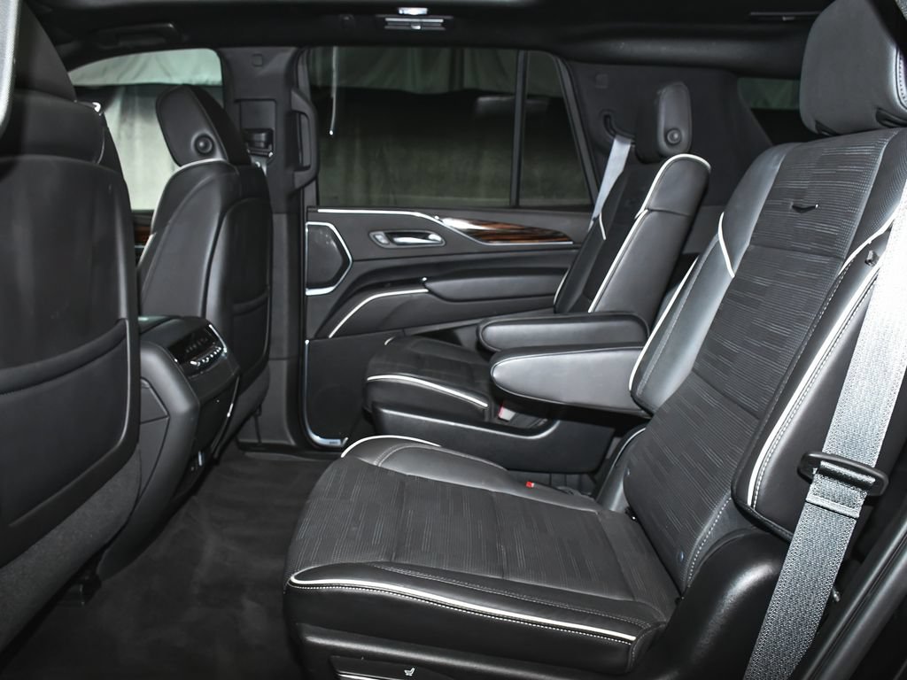 Used 2023 Cadillac Escalade Premium Luxury AWD/4WD image 51