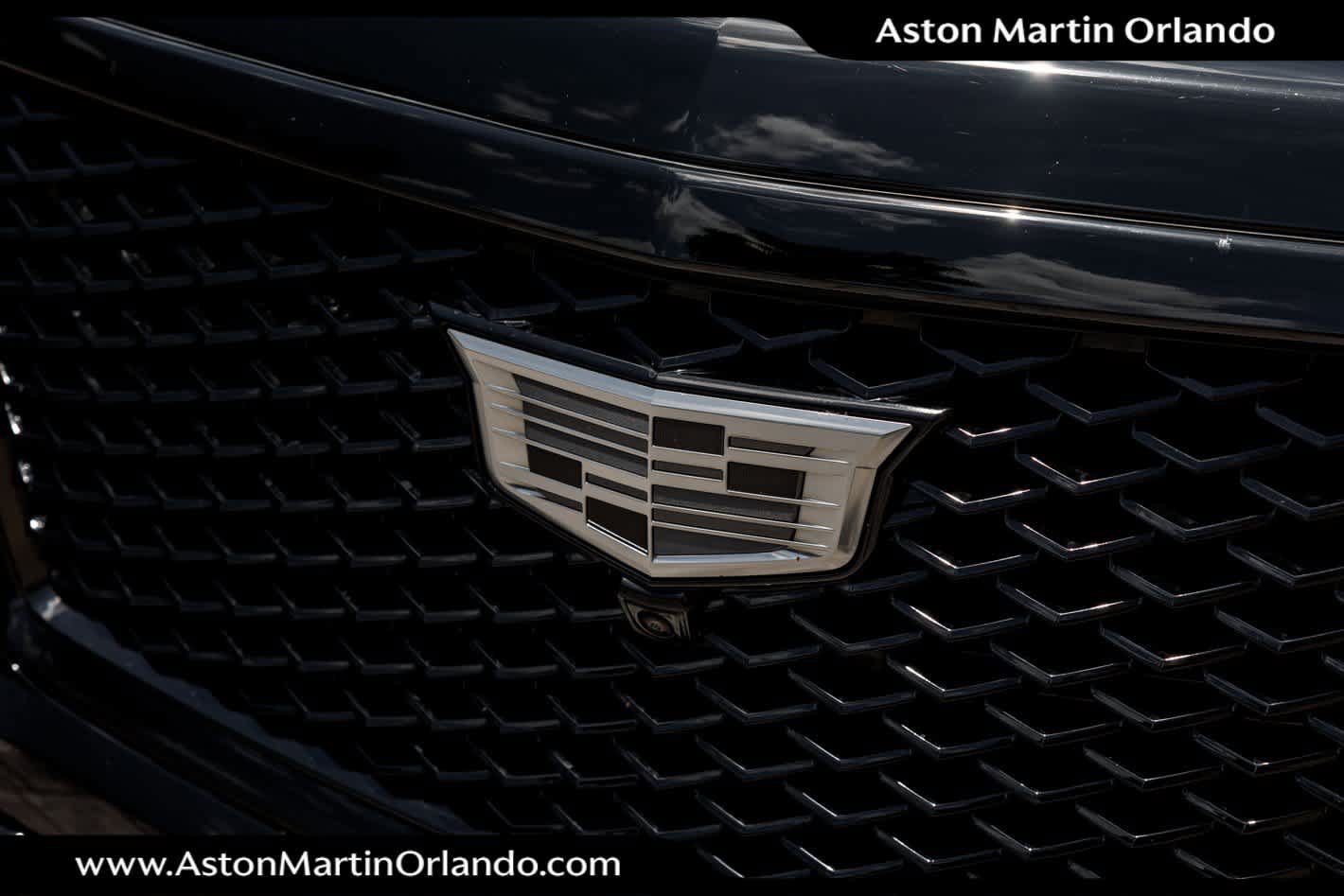Used 2025 Cadillac Escalade V AWD/4WD image 8
