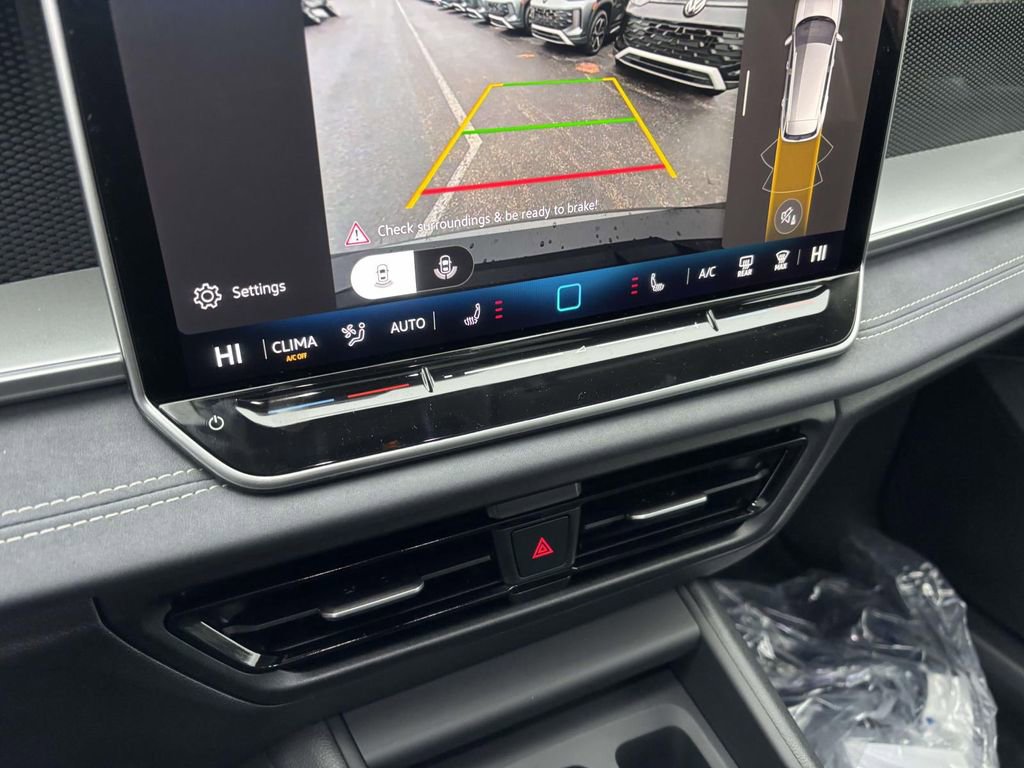 New 2026 Volkswagen Tiguan SE image 21