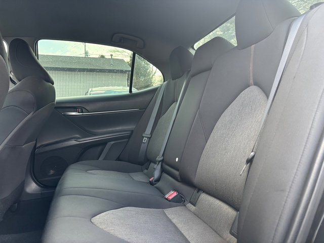 Used 2020 Toyota Camry LE FWD image 30