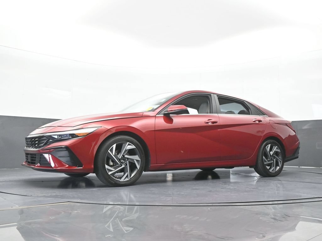 Used 2024 Hyundai Elantra Limited FWD image 56