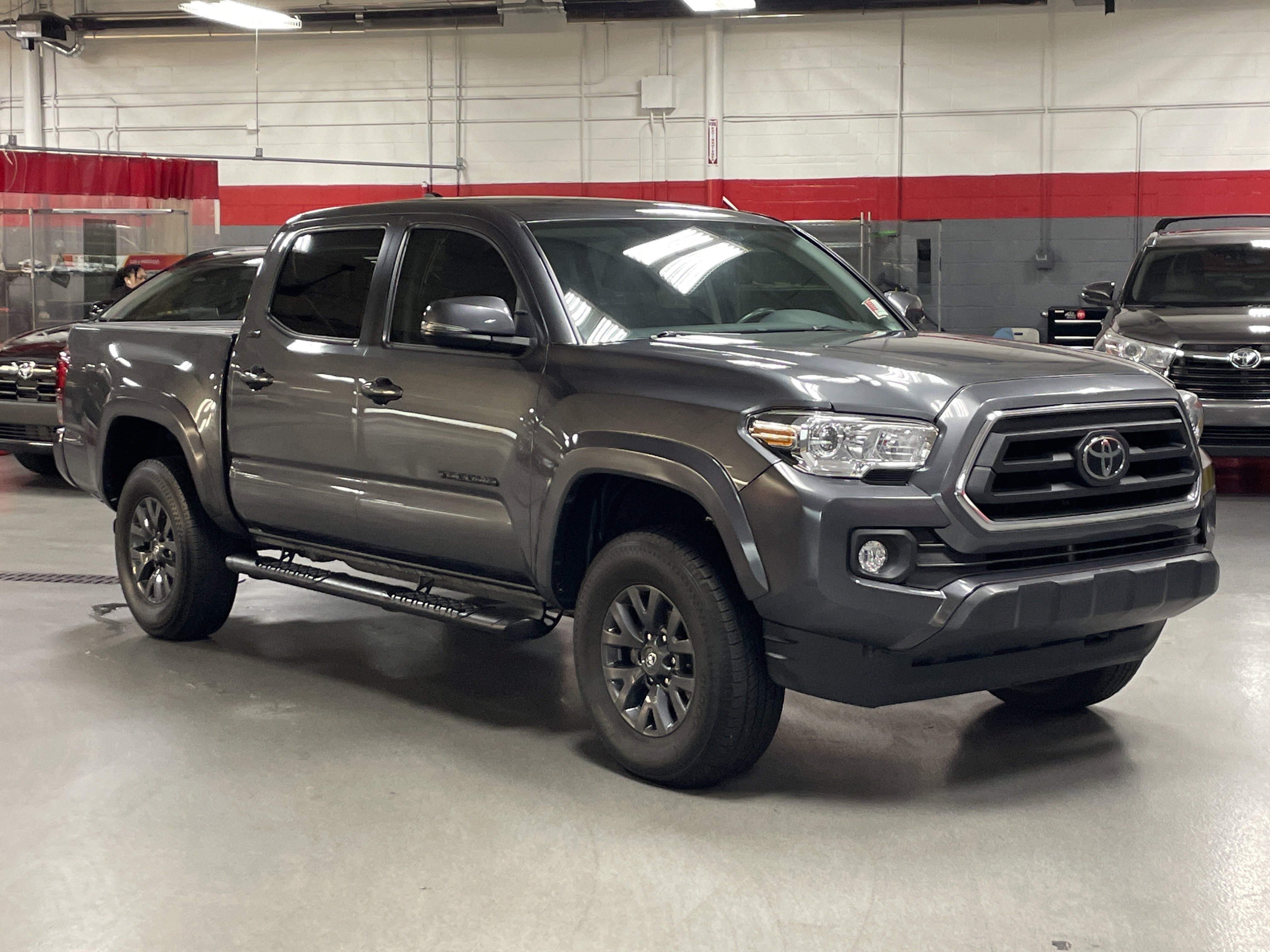 Certified 2022 Toyota Tacoma SR5 w/ Technology Package RWD image 2