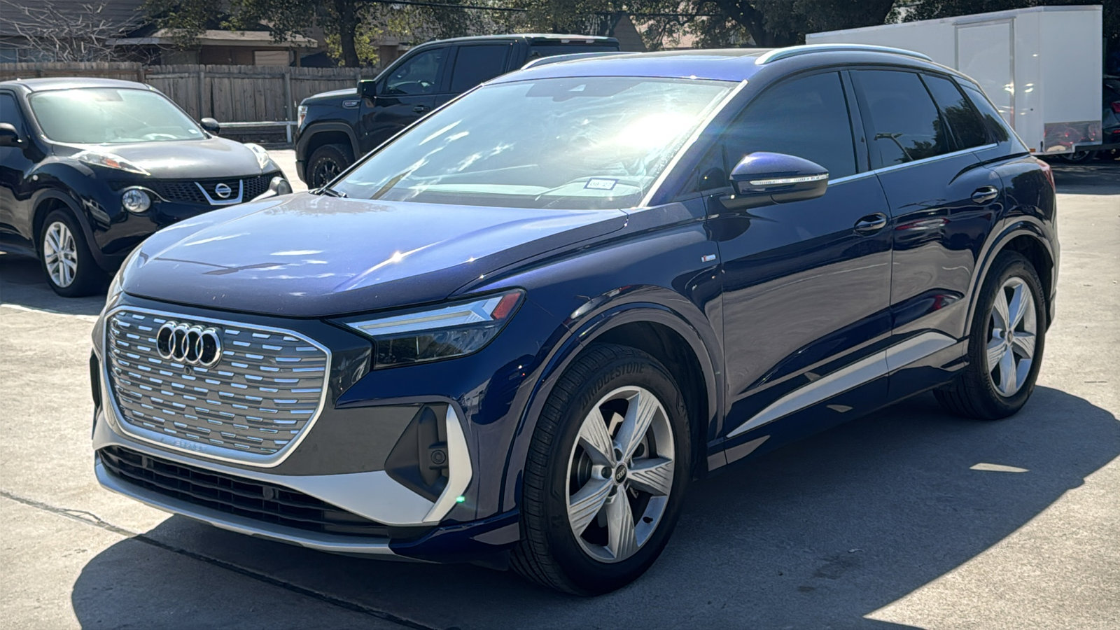 Used 2026 Audi Q4 e-tron Premium w/ Convenience Package image 3