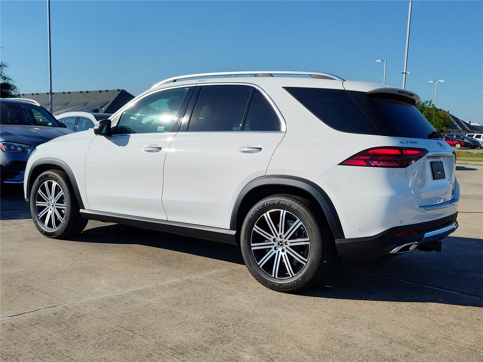 New 2026 Mercedes-Benz GLE 350 4MATIC image 3