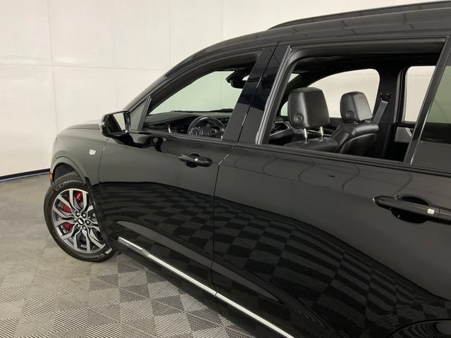 Used 2024 Cadillac XT6 Sport w/ Technology Package AWD/4WD image 33