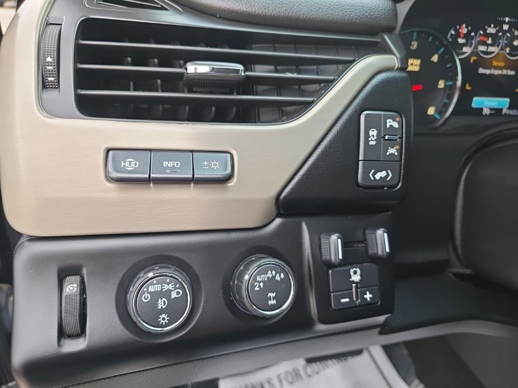 Used 2017 GMC Yukon Denali w/ Open Road Package image 13