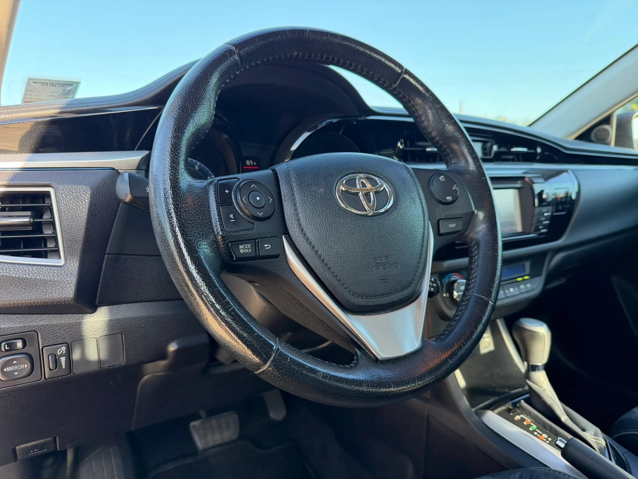 Used 2014 Toyota Corolla S FWD image 8