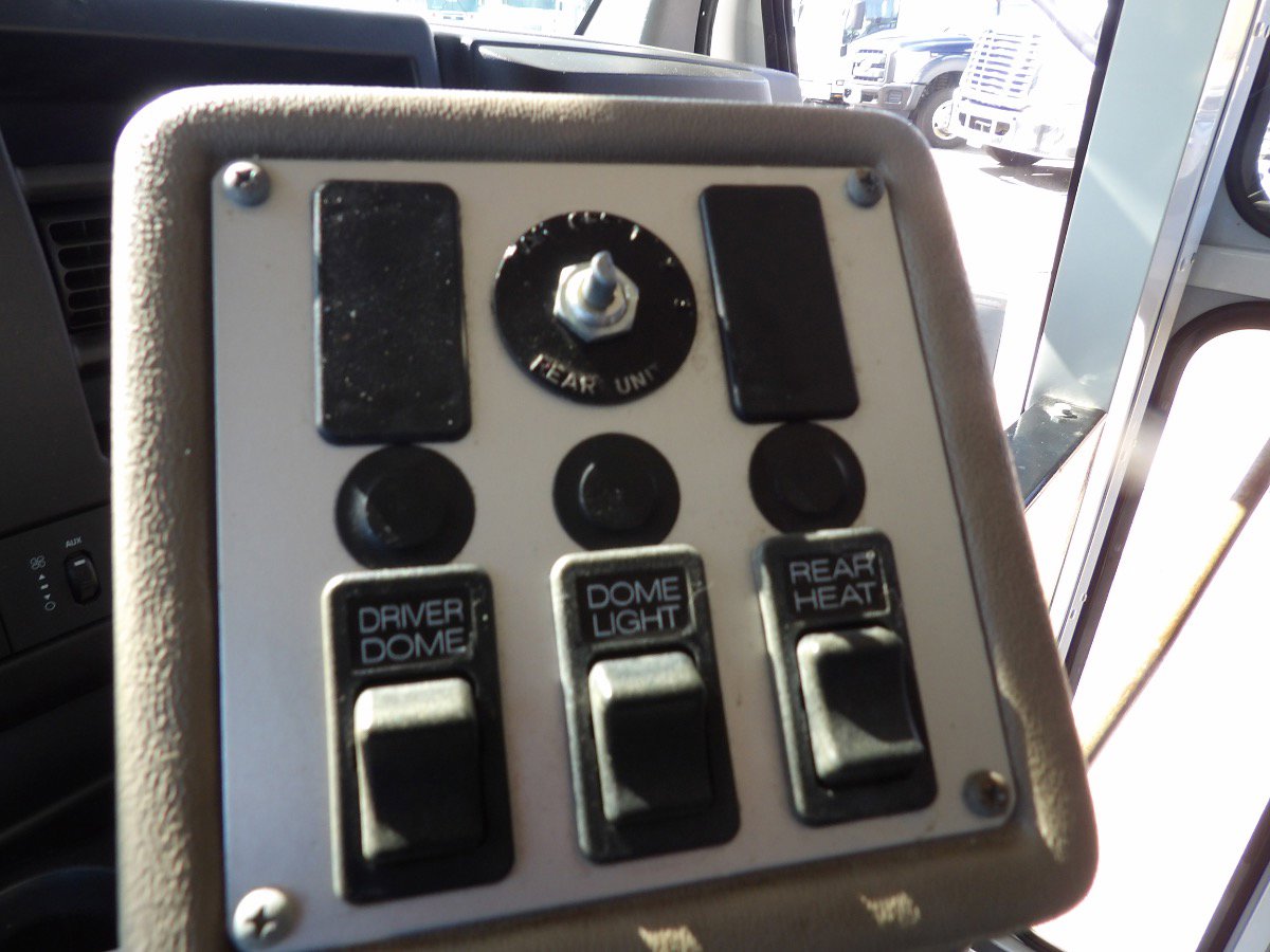 Used 2008 Chevrolet Express 3500 G3500 15 PASSENGER MINI BUS w/ School Bus Package image 18