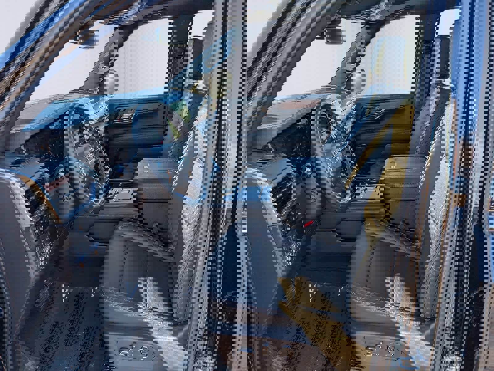 Certified 2025 GMC Yukon XL Denali w/ Sun & Power Step Package image 15