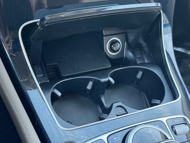 Used 2017 Mercedes-Benz GLC 300 4MATIC image 19