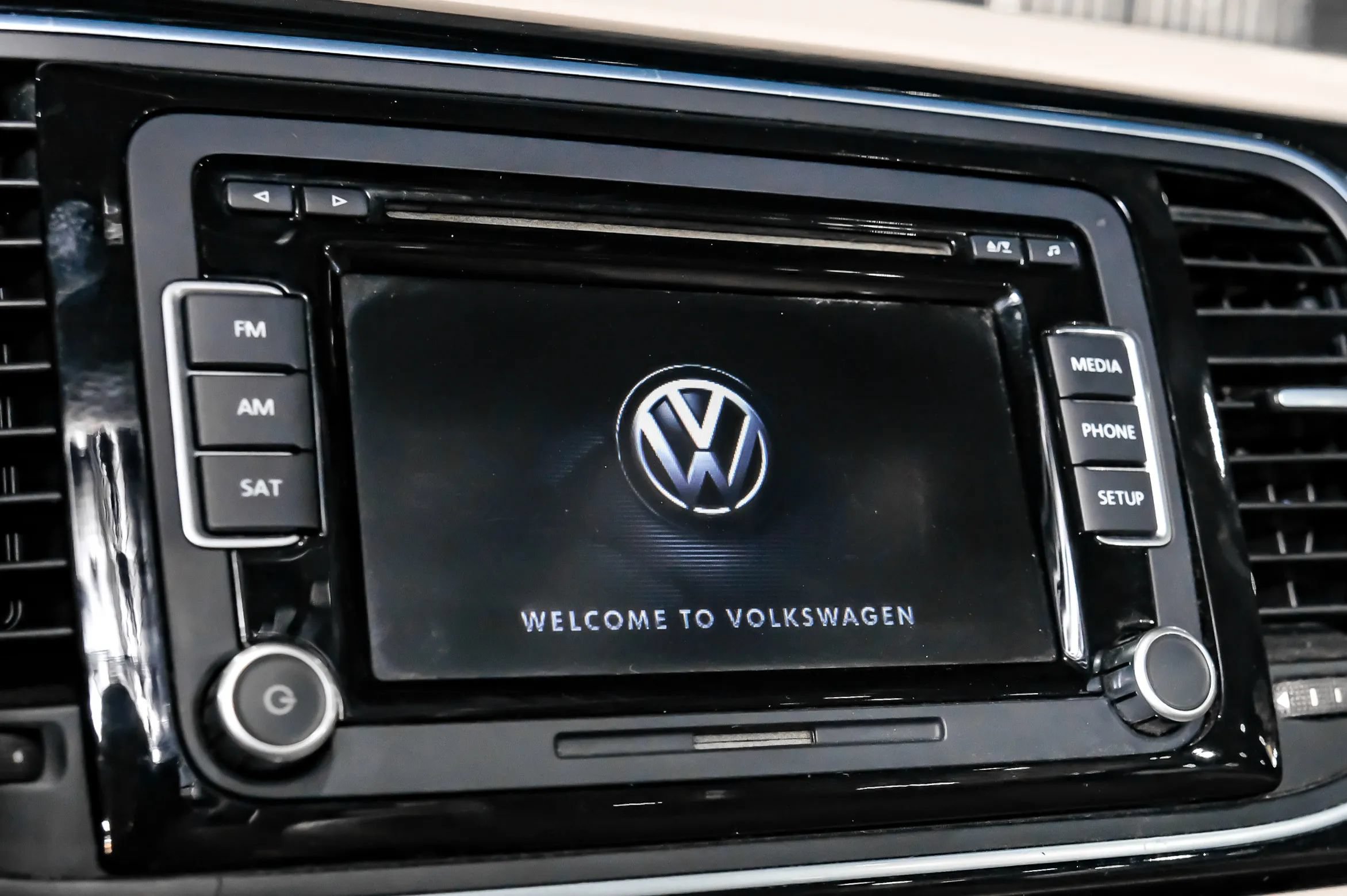 Used 2014 Volkswagen Beetle 2.5 FWD image 26