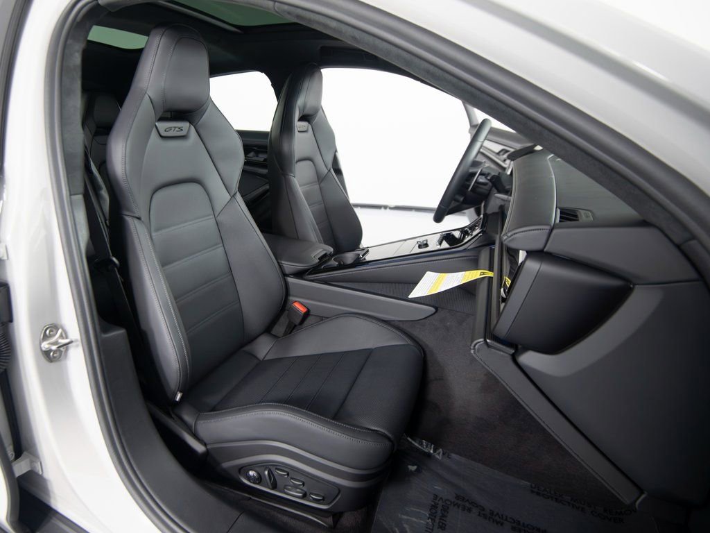 New 2026 Porsche Panamera GTS image 34