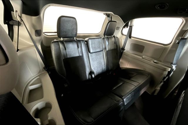 Used 2019 Dodge Grand Caravan SXT image 28