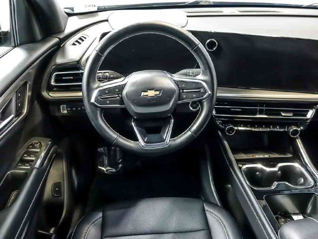 Used 2026 Chevrolet Traverse LT AWD/4WD image 17