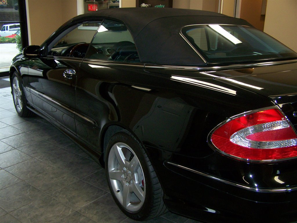 Used 2005 Mercedes-Benz CLK 500 Cabriolet image 19