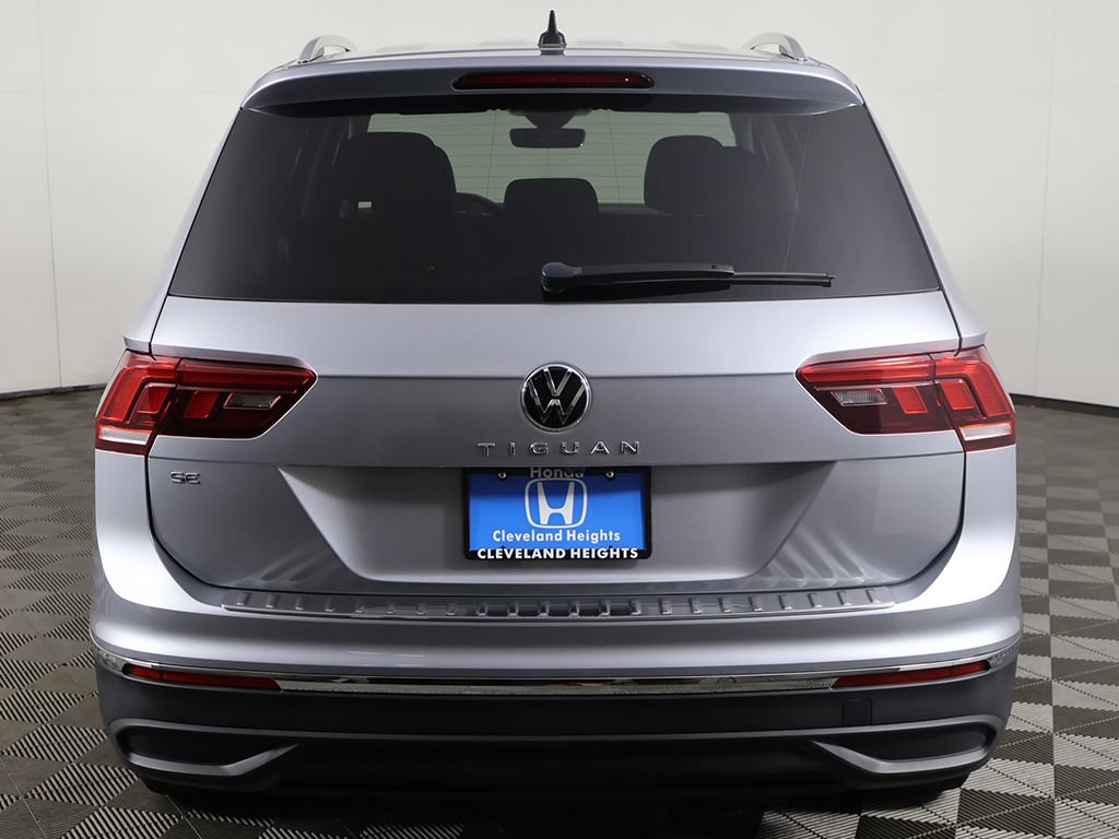 Used 2023 Volkswagen Tiguan SE FWD image 12