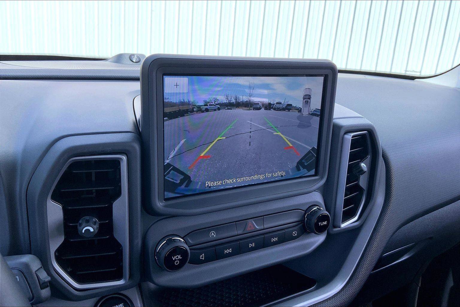 Used 2024 Ford Bronco Sport Outer Banks w/ Tech Package image 14