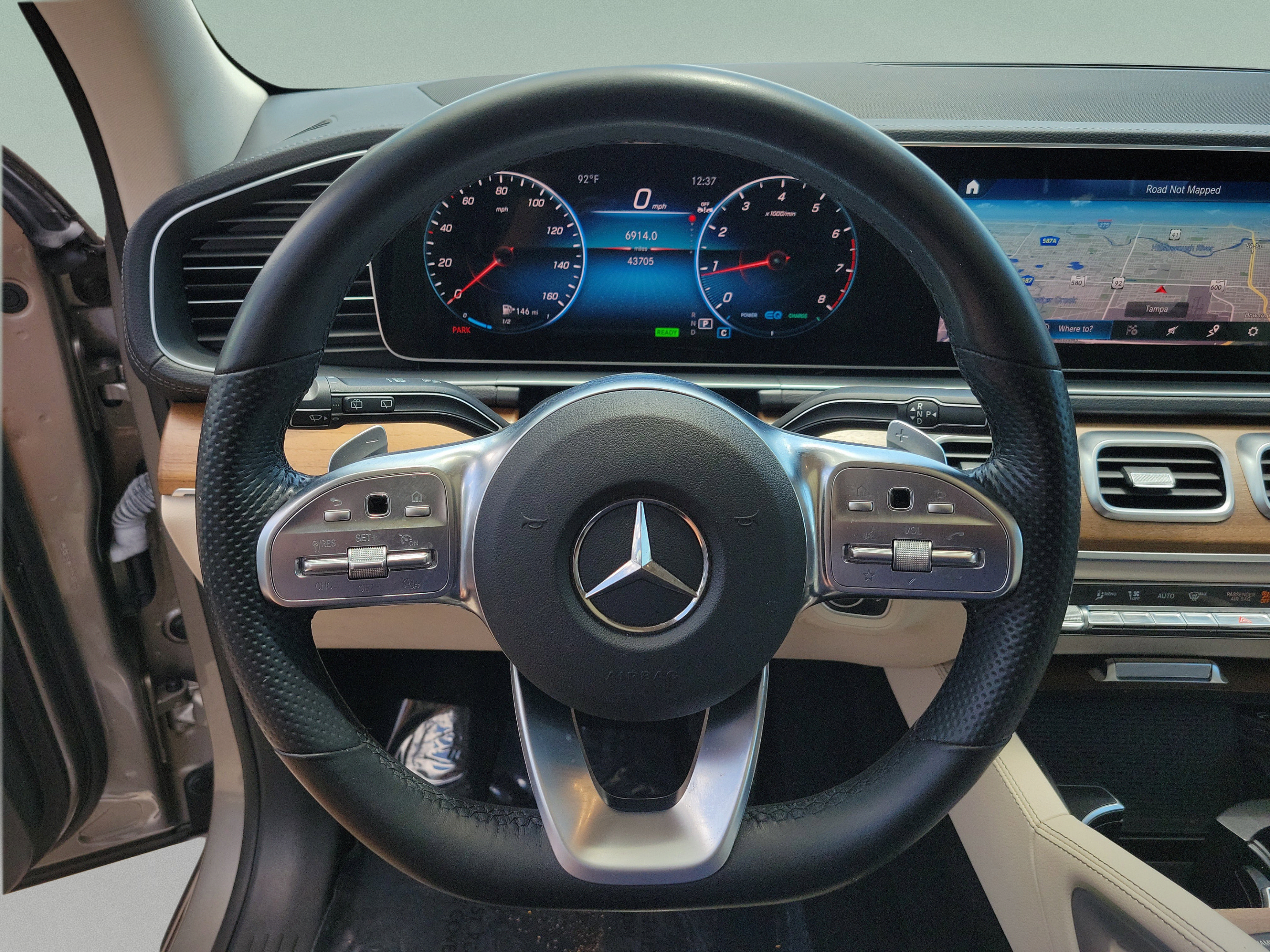 Used 2023 Mercedes-Benz GLS 450 4MATIC image 18