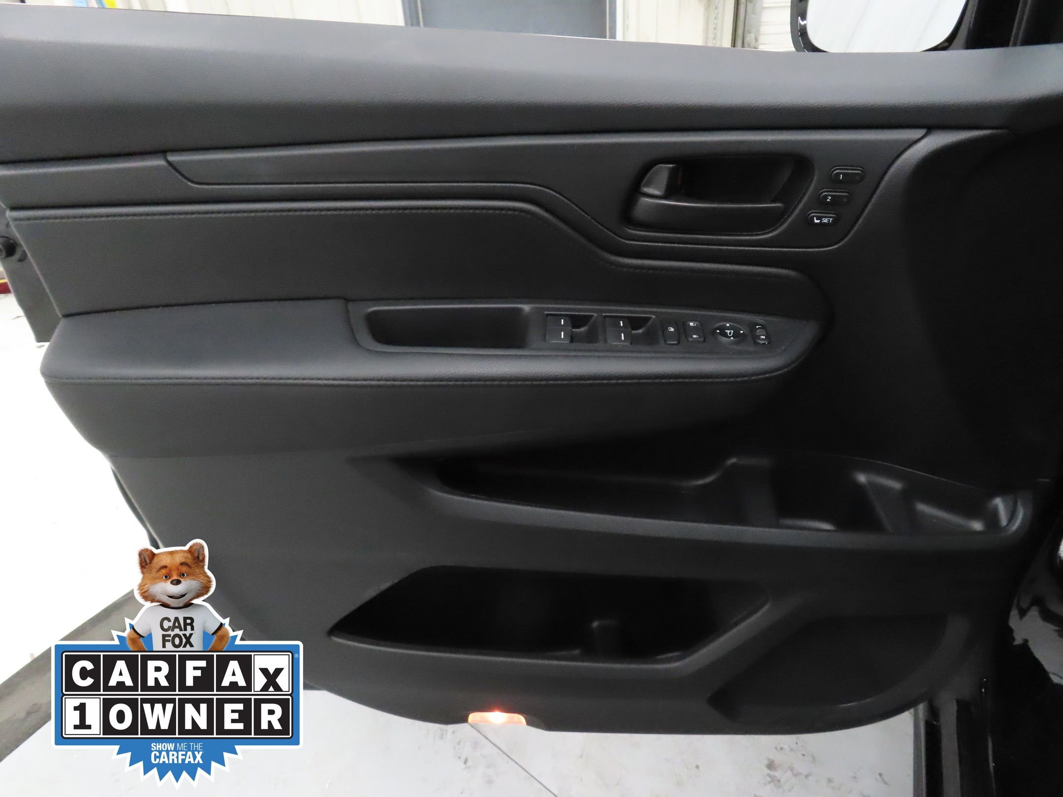 Used 2025 Honda Odyssey Sport-L image 9