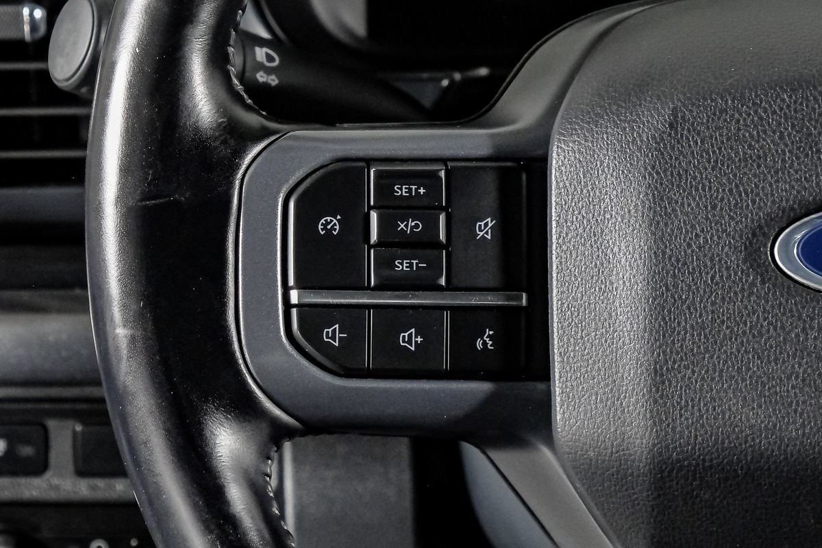 Used 2023 Ford F450 Lariat AWD/4WD image 17