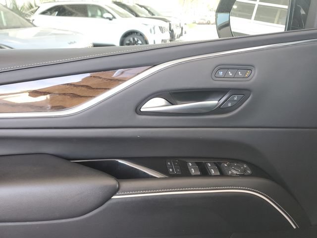 Used 2023 Cadillac Escalade Sport Platinum w/ LPO, ONYX Package AWD/4WD image 19