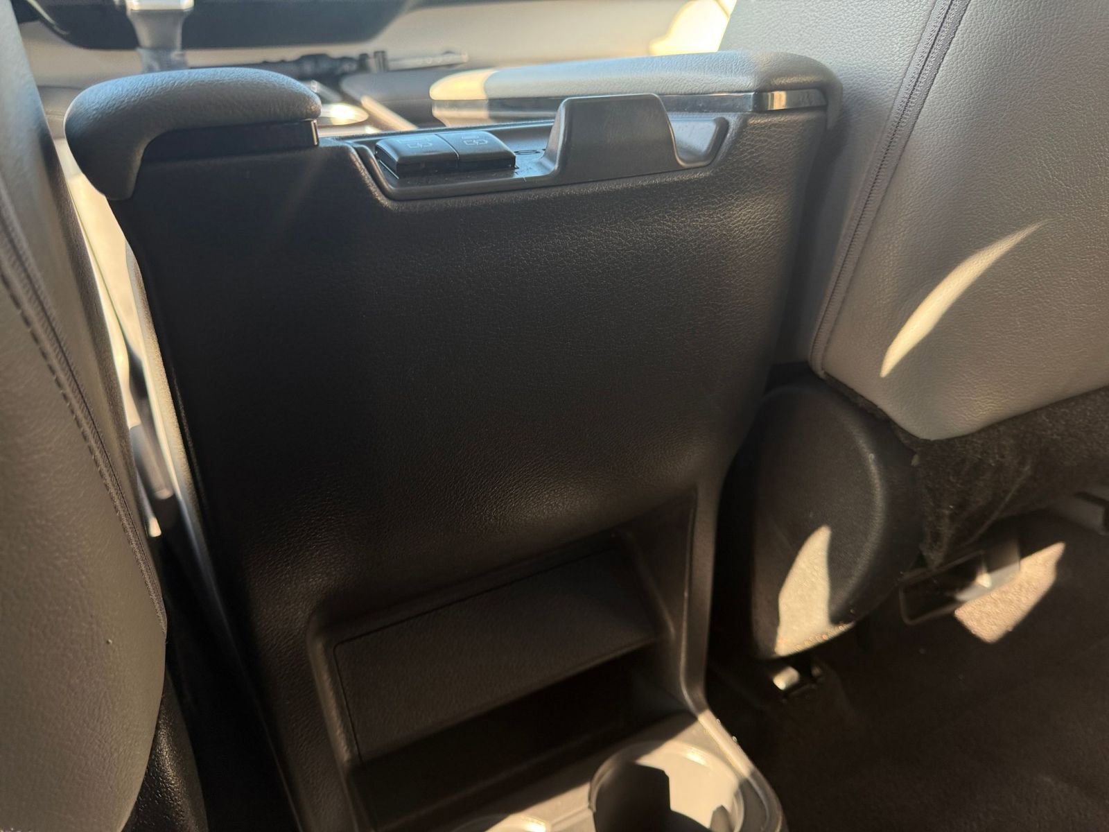 Used 2024 Toyota Sienna XLE image 24