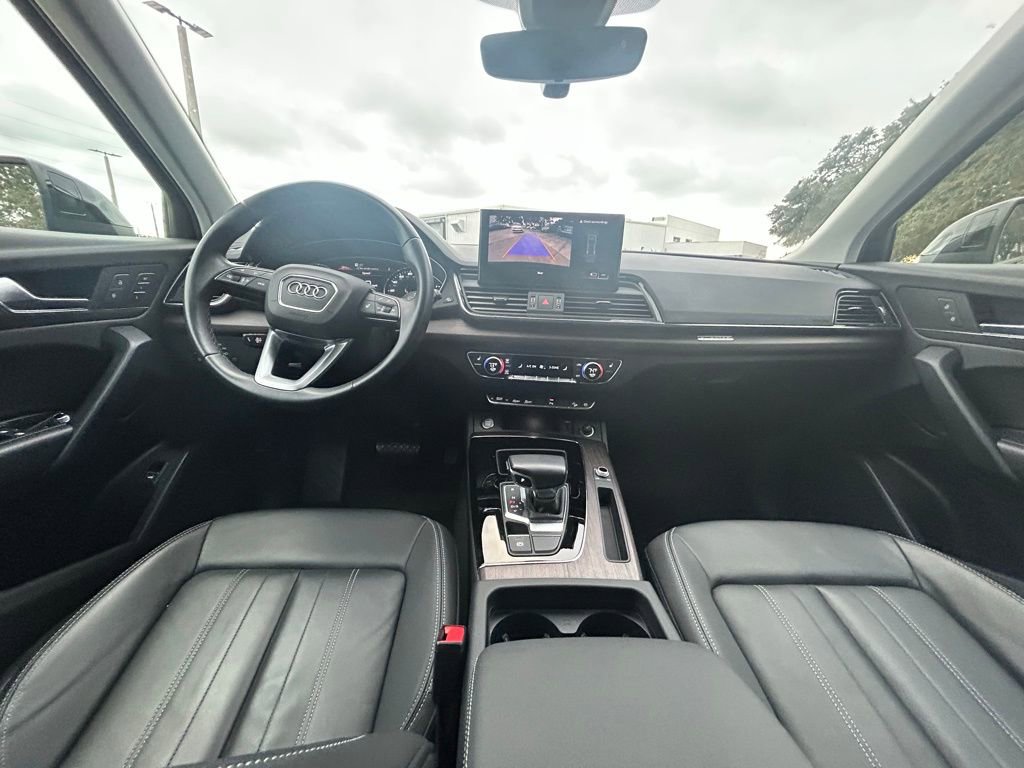 Used 2023 Audi Q5 2.0T Premium w/ Convenience Package image 10